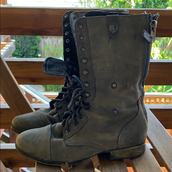 Steve Madden lace up boots - Picture 4 of 5